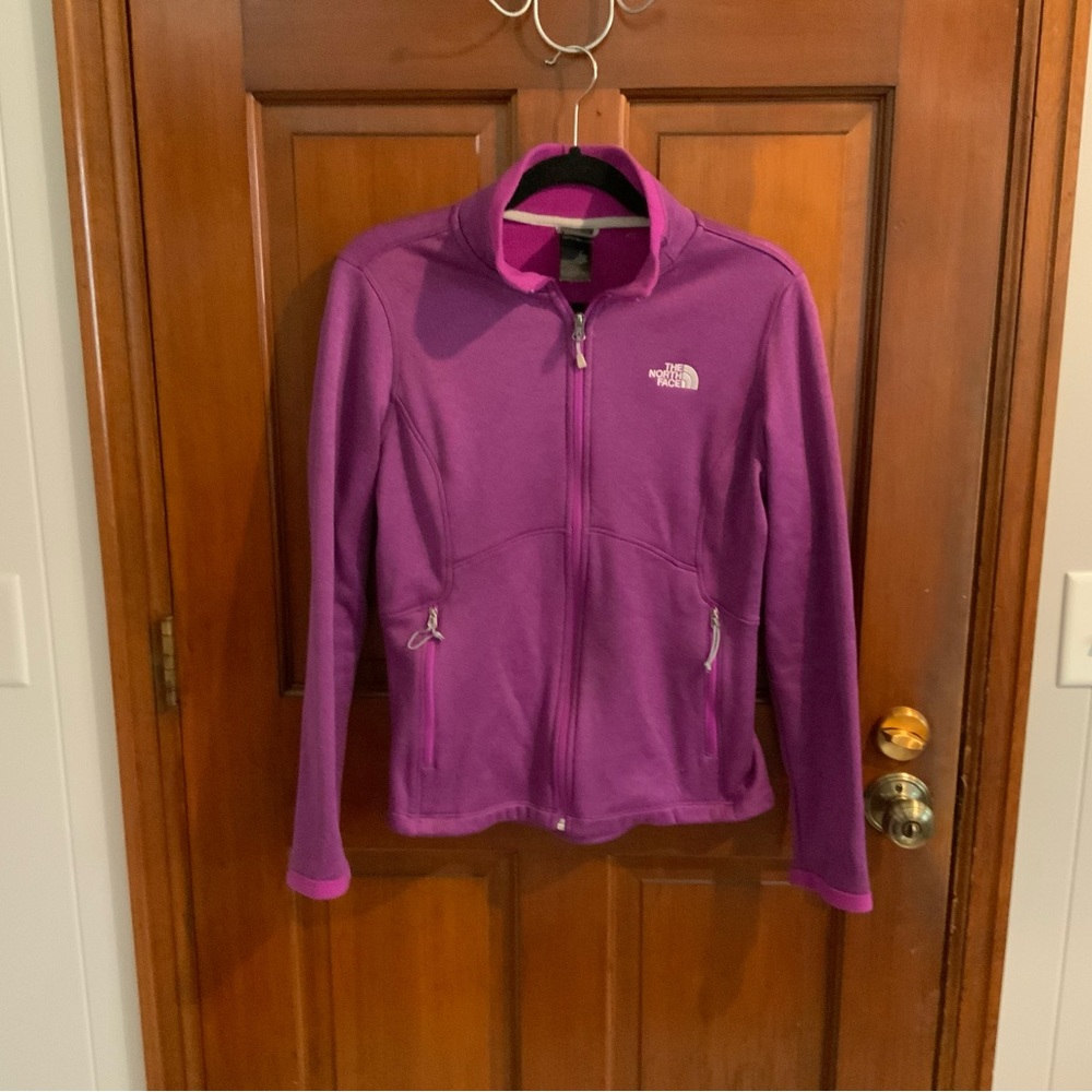 Medium Weight North Face Jacket Size Large